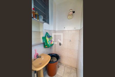 Apartamento à venda com 152m², 3 quartos e sem vaga Apartamento à venda com 152m², 3 quartos e sem vagaBanheiro de serviço