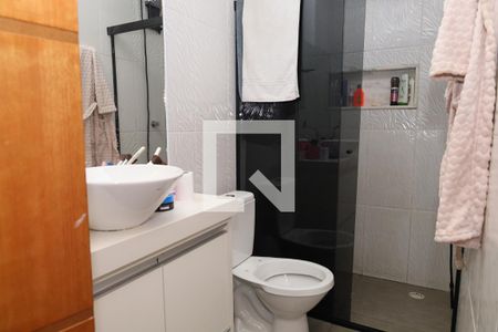 Casa para alugar com 250m², 3 quartos e 2 vagasBanheiro