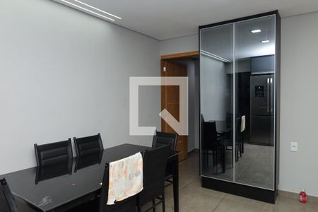 Casa para alugar com 250m², 3 quartos e 2 vagasCozinha 