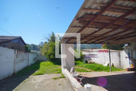 Casa à venda com 100m², 4 quartos e 6 vagasQuintal