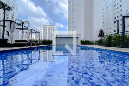 Apartamento à venda com 68m², 3 quartos e 1 vaga Apartamento à venda com 68m², 3 quartos e 1 vagaÁrea comum - Piscina