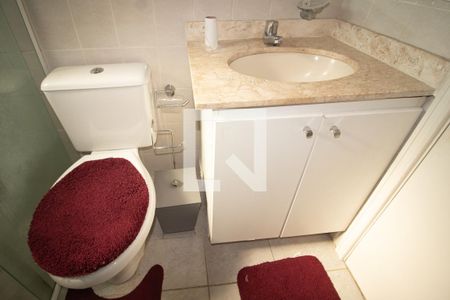 Apartamento à venda com 56m², 2 quartos e 1 vaga Apartamento à venda com 56m², 2 quartos e 1 vagaBanheiro Social