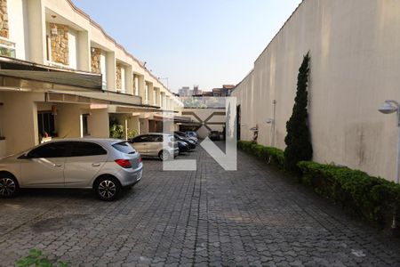 Casa de condomínio à venda com 65m², 2 quartos e 1 vagaÁrea comum