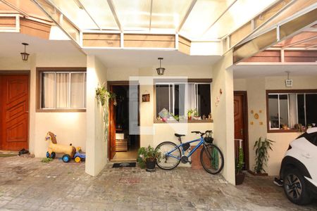 Casa de condomínio à venda com 65m², 2 quartos e 1 vagaÁrea comum