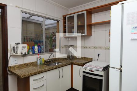 Casa de condomínio à venda com 65m², 2 quartos e 1 vagaCozinha