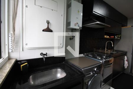 Apartamento à venda com 77m², 2 quartos e 1 vagaÁrea de Serviço