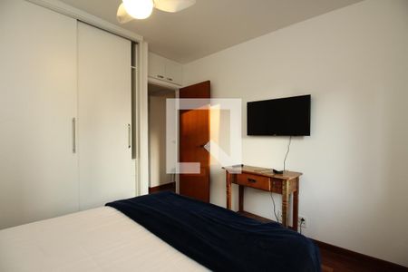 Quarto 1 de apartamento para alugar com 2 quartos, 50m² em Morumbi, São Paulo