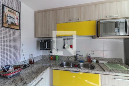 Apartamento à venda com 88m², 2 quartos e 1 vagaCozinha e Área de Serviço