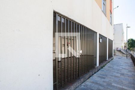 Apartamento à venda com 52m², 2 quartos e 1 vaga Apartamento à venda com 52m², 2 quartos e 1 vagaEntrada do Bloco