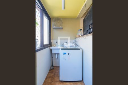 Casa à venda com 300m², 4 quartos e 1 vaga Casa à venda com 300m², 4 quartos e 1 vagaCozinha e Área de Serviço