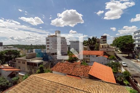 Apartamento à venda com 167m², 3 quartos e 3 vagas Apartamento à venda com 167m², 3 quartos e 3 vagasVista da semi suíte 2