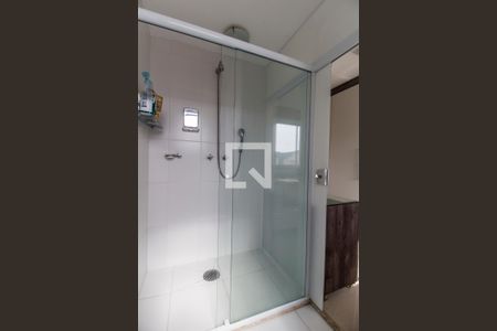 Apartamento à venda com 92m², 2 quartos e 2 vagas Apartamento à venda com 92m², 2 quartos e 2 vagasBanheiro da Suíte