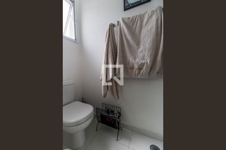 Apartamento à venda com 92m², 2 quartos e 2 vagas Apartamento à venda com 92m², 2 quartos e 2 vagasBanheiro da Suíte