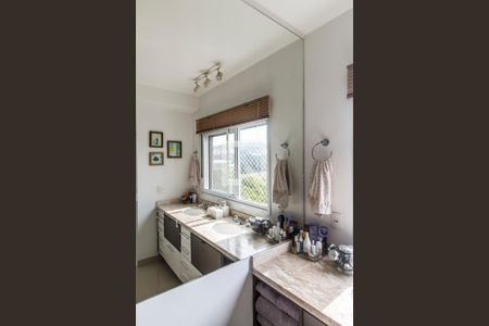 Apartamento à venda com 92m², 2 quartos e 2 vagas Apartamento à venda com 92m², 2 quartos e 2 vagasDetalhe do Banheiro da Suite