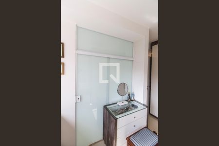 Apartamento à venda com 92m², 2 quartos e 2 vagas Apartamento à venda com 92m², 2 quartos e 2 vagasBanheiro da Suíte