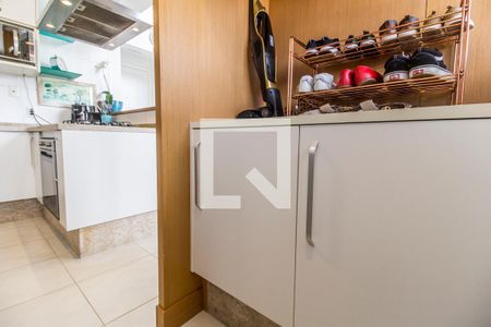 Apartamento à venda com 92m², 2 quartos e 2 vagas Apartamento à venda com 92m², 2 quartos e 2 vagasÁrea de Serviço