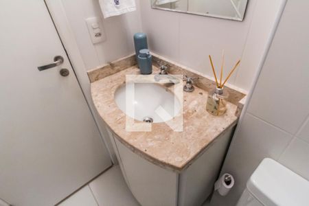 Apartamento à venda com 92m², 2 quartos e 2 vagas Apartamento à venda com 92m², 2 quartos e 2 vagasDetalhe do banheiro