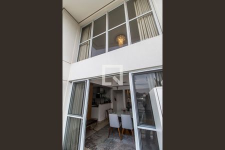 Apartamento à venda com 92m², 2 quartos e 2 vagas Apartamento à venda com 92m², 2 quartos e 2 vagasDetalhe
