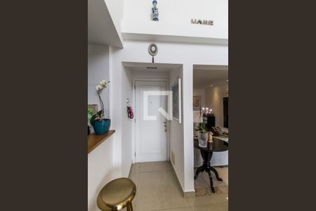 Apartamento à venda com 92m², 2 quartos e 2 vagas Apartamento à venda com 92m², 2 quartos e 2 vagasHall de entrada