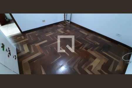 Casa para alugar com 380m², 4 quartos e 4 vagas Casa para alugar com 380m², 4 quartos e 4 vagasQuarto 2