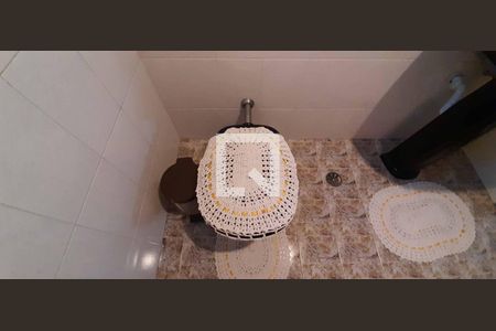 Casa para alugar com 380m², 4 quartos e 4 vagas Casa para alugar com 380m², 4 quartos e 4 vagasLavabo