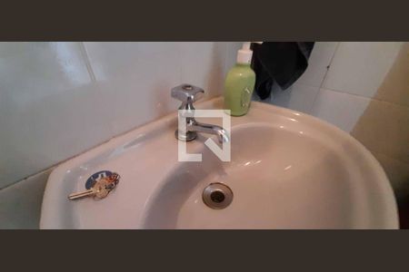 Casa para alugar com 380m², 4 quartos e 4 vagas Casa para alugar com 380m², 4 quartos e 4 vagasBanheiro do Salão de Jogos