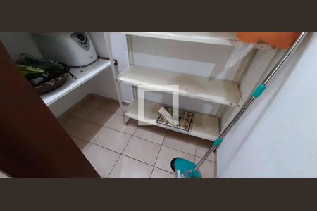 Casa para alugar com 380m², 4 quartos e 4 vagas Casa para alugar com 380m², 4 quartos e 4 vagasDispensa