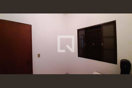 Casa para alugar com 380m², 4 quartos e 4 vagas Casa para alugar com 380m², 4 quartos e 4 vagasSuíte 2