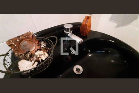 Casa para alugar com 380m², 4 quartos e 4 vagas Casa para alugar com 380m², 4 quartos e 4 vagasLavabo