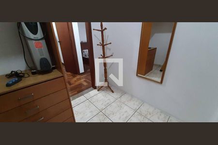 Casa para alugar com 380m², 4 quartos e 4 vagas Casa para alugar com 380m², 4 quartos e 4 vagasCloset