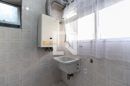 Apartamento à venda com 90m², 3 quartos e 2 vagas Apartamento à venda com 90m², 3 quartos e 2 vagasÁrea de serviço