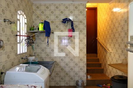 Casa à venda com 280m², 3 quartos e 5 vagasÁrea de Serviço