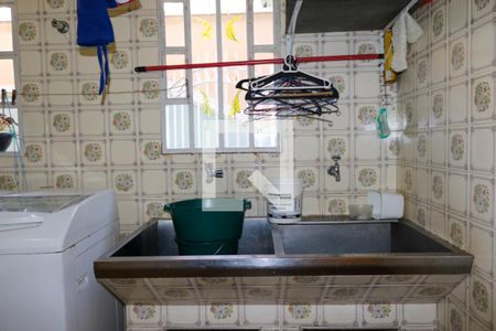 Casa à venda com 280m², 3 quartos e 5 vagasÁrea de Serviço