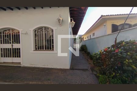 Casa à venda com 280m², 3 quartos e 5 vagasFachada