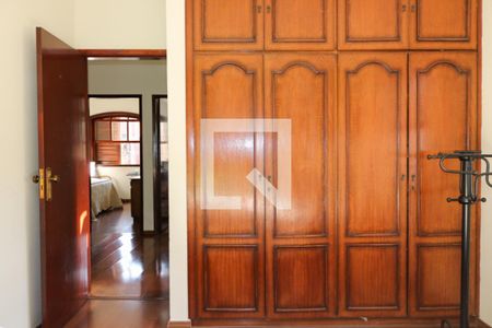 Casa à venda com 280m², 3 quartos e 5 vagasQuarto 1