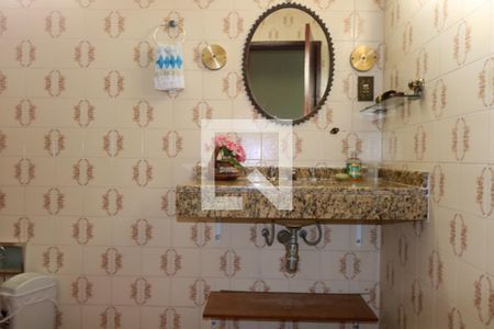 Casa à venda com 280m², 3 quartos e 5 vagasBanheiro Social