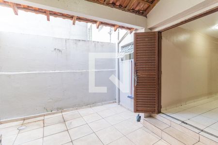 Casa à venda com 210m², 4 quartos e 1 vagaQuintal