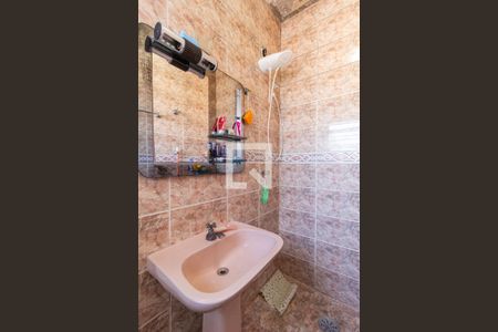 Casa à venda com 210m², 4 quartos e 1 vagaBanheiro da suíte 2