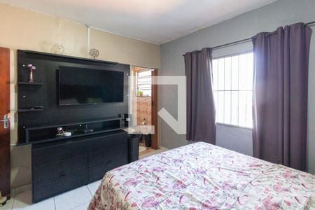 Casa à venda com 210m², 4 quartos e 1 vagaSuíte 2