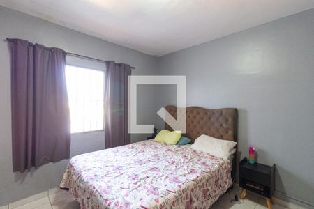 Casa à venda com 210m², 4 quartos e 1 vagaSuíte 2