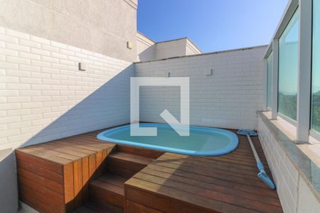 Apartamento à venda com 160m², 3 quartos e 2 vagas Apartamento à venda com 160m², 3 quartos e 2 vagasTerraço