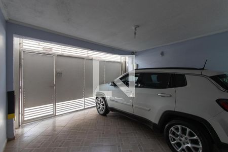Casa à venda com 106m², 2 quartos e 2 vagas Casa à venda com 106m², 2 quartos e 2 vagasGaragem