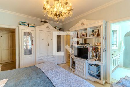 Apartamento à venda com 320m², 4 quartos e 4 vagasSuíte 4