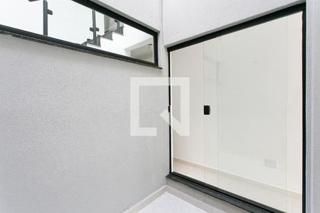 Casa à venda com 106m², 3 quartos e 2 vagas Casa à venda com 106m², 3 quartos e 2 vagasJardim de Inverno