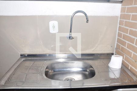 Casa à venda com 181m², 4 quartos e 2 vagasCasa 01 - Quintal e Área de Serviço