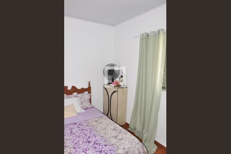 Casa à venda com 181m², 4 quartos e 2 vagasCasa 02 - Quarto