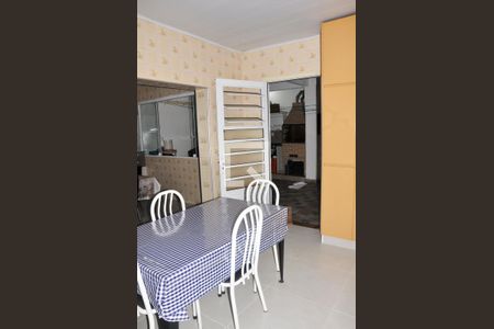 Casa à venda com 181m², 4 quartos e 2 vagasCasa 01 - Cozinha
