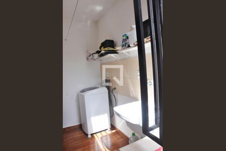 Casa à venda com 181m², 4 quartos e 2 vagasCasa 02 - Área de Serviço