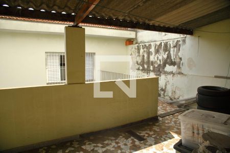 Casa à venda com 250m², 4 quartos e 3 vagasÁrea de convivência/Serviço ( sobre edícula)