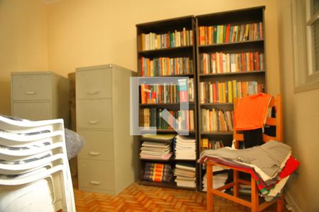 Casa à venda com 250m², 4 quartos e 3 vagasQuarto- edícula